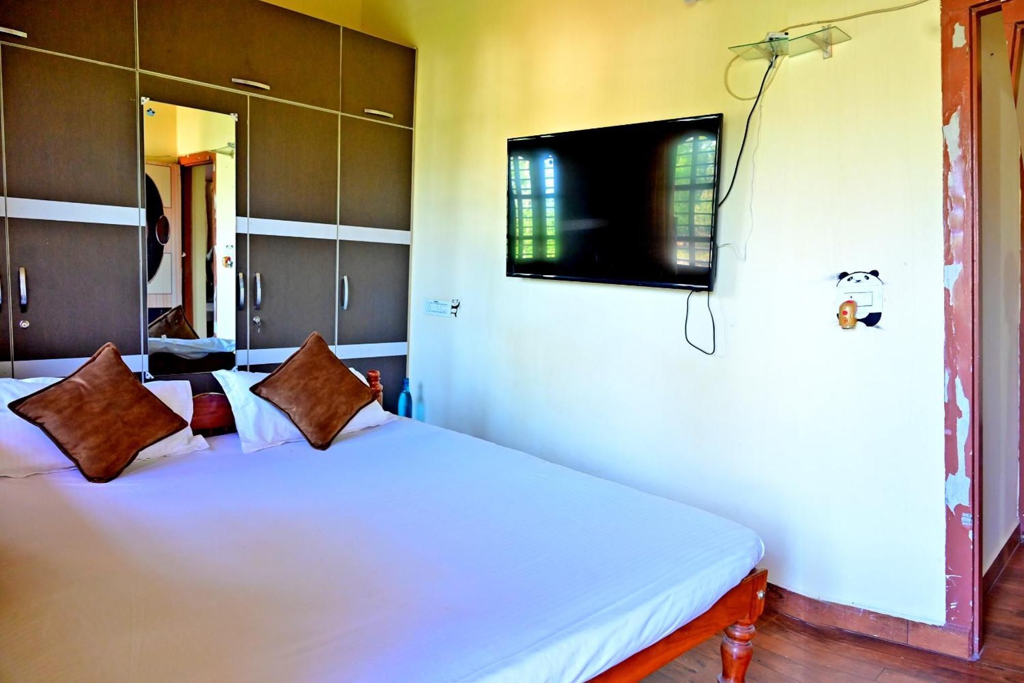Hulihara Homestay - Full Villa, Coffee Estate & Balcony View サクルシュプール エクステリア 写真